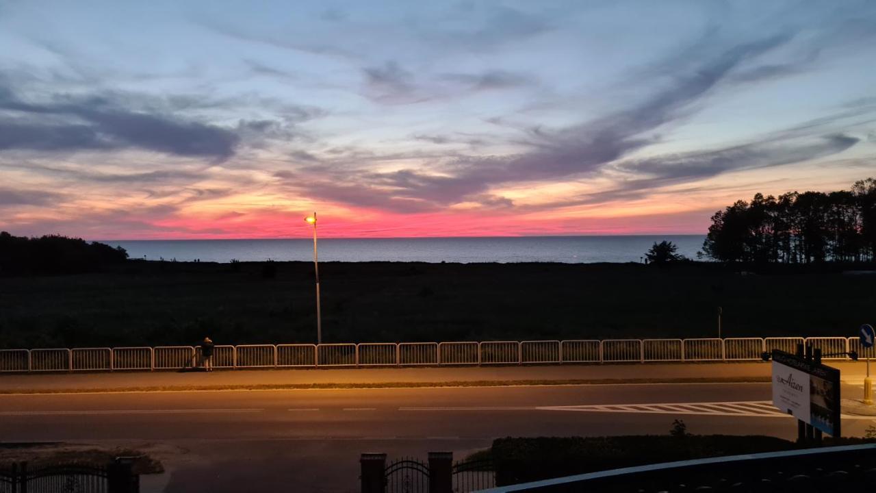 Dw Airen Hotel Trzesacz Bagian luar foto