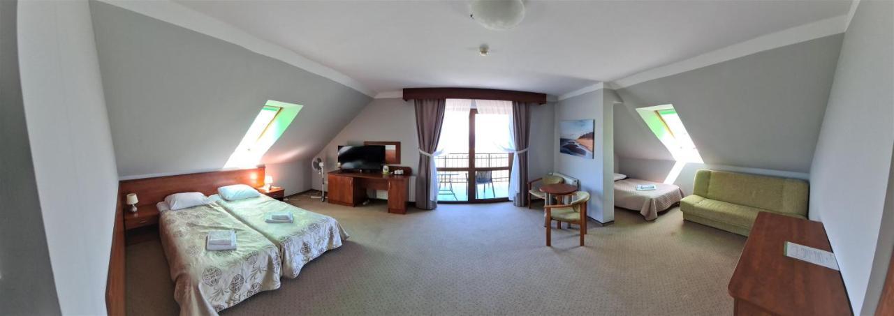 Dw Airen Hotel Trzesacz Bagian luar foto