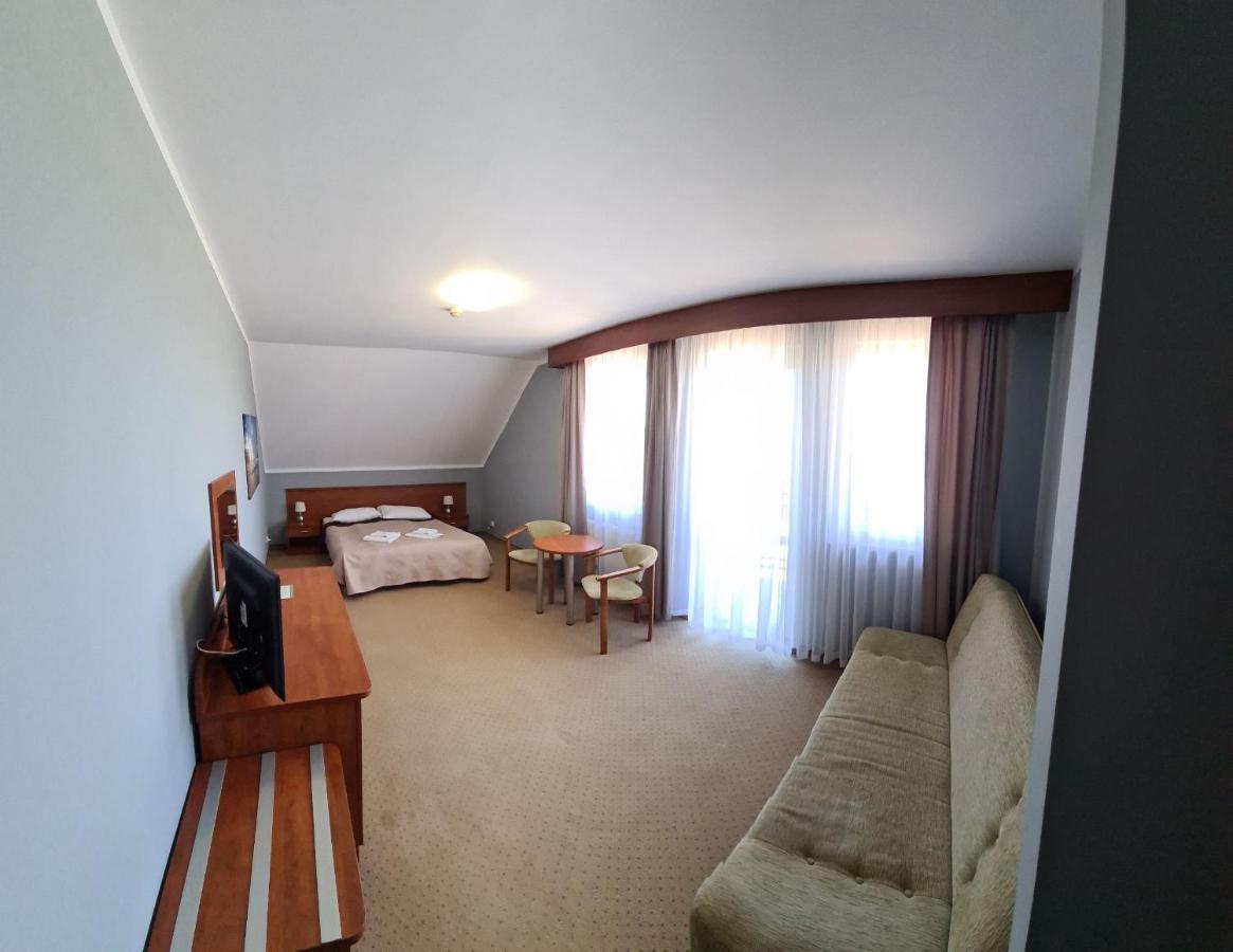 Dw Airen Hotel Trzesacz Bagian luar foto
