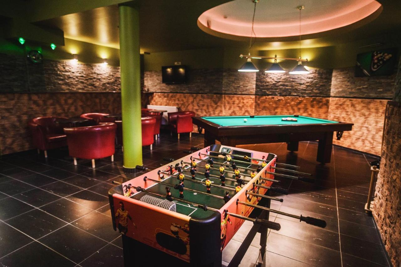 Dw Airen Hotel Trzesacz Bagian luar foto