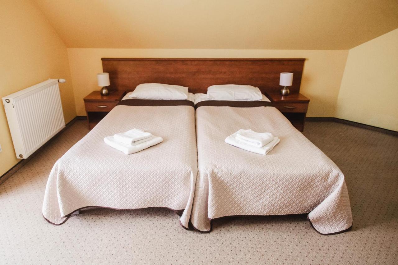 Dw Airen Hotel Trzesacz Bagian luar foto